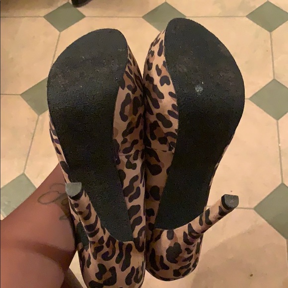 Cheetah Print Platforms - Picture 4 of 4
